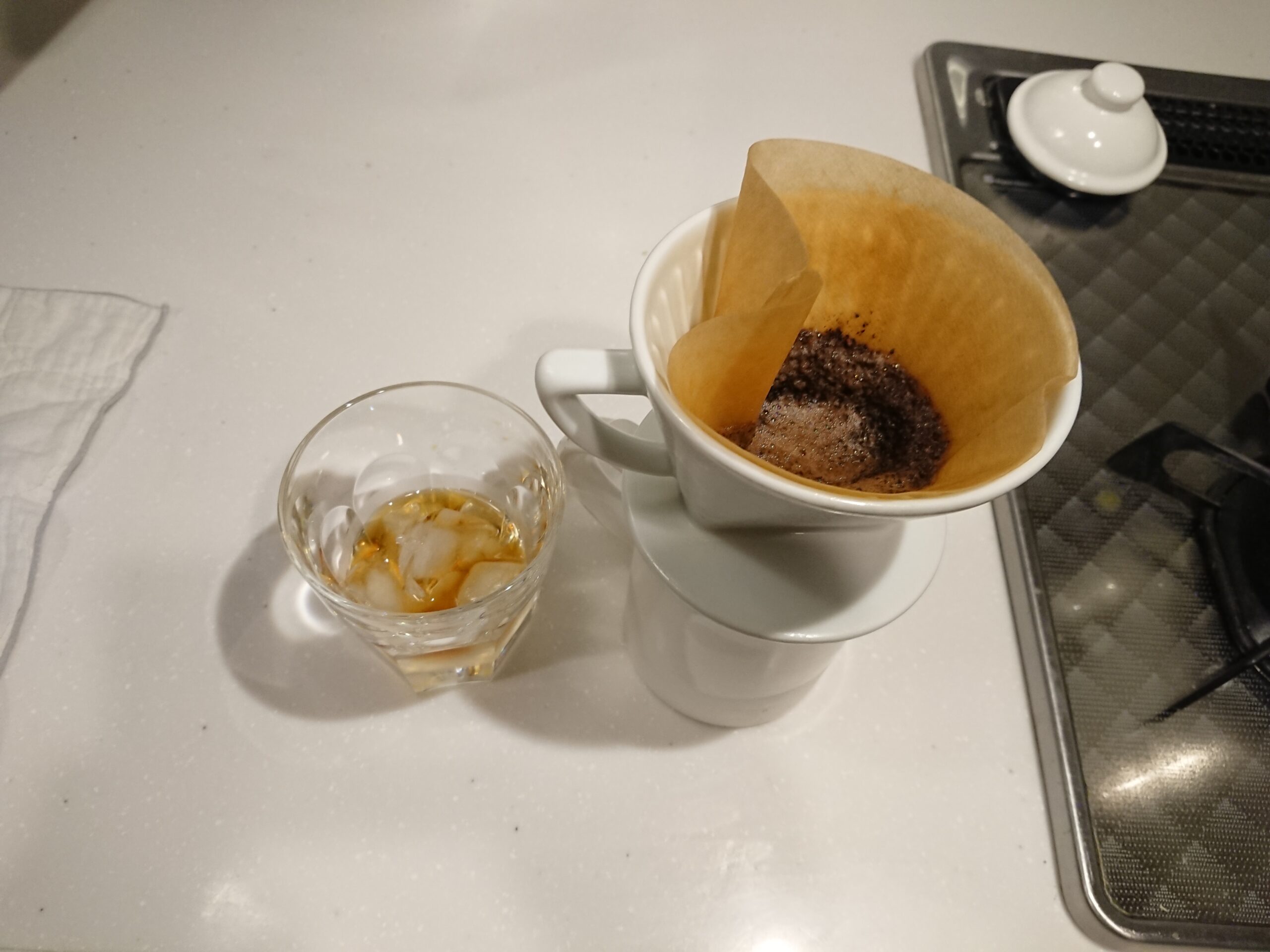コーヒーとラム酒を肌に塗ってみた