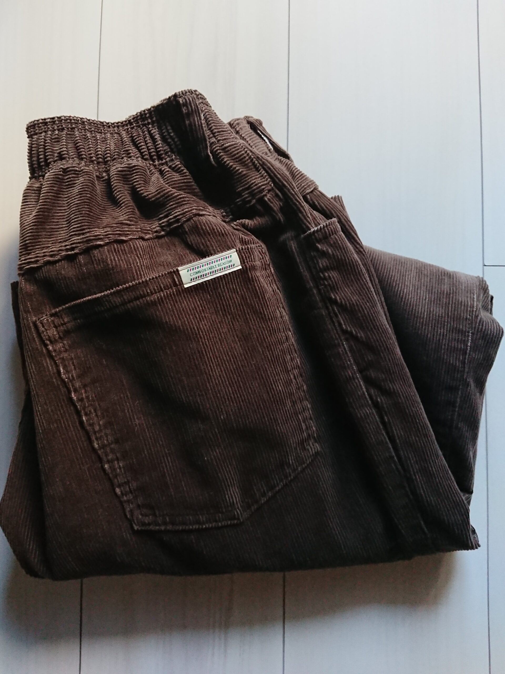 洋服のお直しからのファブリーズ攻撃